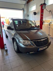 Chrysler Voyager 2.8 CRD - 12