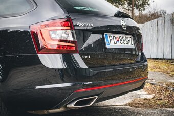 Škoda Octavia Combi 2.0 TDI DPF RS 4x4 DSG - 12