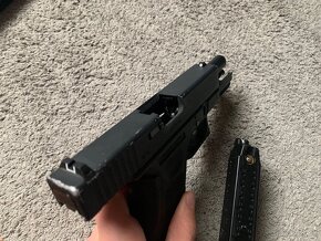 Glock 19 Airsoft Green Gas - 12