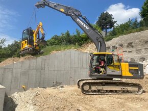 búracie a demolačné práce, recyklovanie stavebnej sute,báger - 12