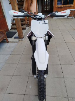 Husqvarna TE 250 vstrek - 12