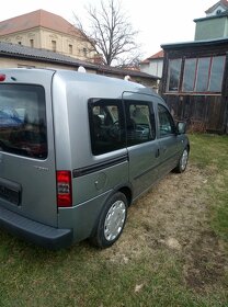 Opel Combo Tour 1.7cdti 74kw rok 7/2010 Family - 12