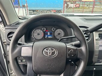 Toyota Tundra 4x4 - 12