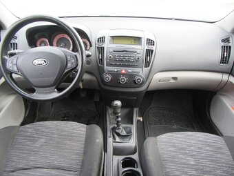 Kia Ceed SW - 12