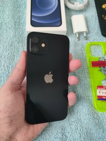 Apple iphone 12 64GB Black - 12