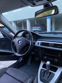 BMW 318d e91 2011 Facelift - 12