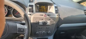 Opel Zafira 1.9 CDTI Sport 7 miestne - 12