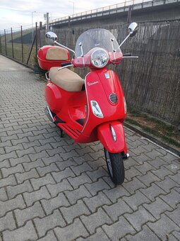 Piaggio Vespa LX 125 i.e. - 12