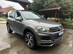 Predám Volkswagen Touareg 3.0TDI 180kw R-line Full výbava - 12