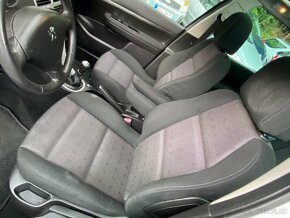 Peugeot 307 SW 1.6 HDI 80kW 7 míst klima panorama 2006 - 12