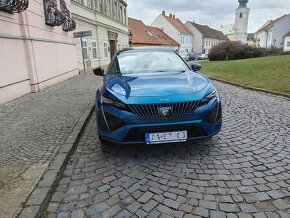 Predám Peugeot 408 GT so strešným oknom - 12