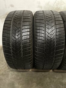 Zimné pneumatiky 245/45/19 Pirelli Sottozero 3 Winter AO - 12