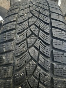 5x112r16 obute zimne 215/60r16 - 12