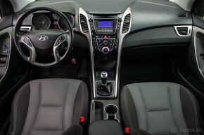 Hyundai i30 CW - 12