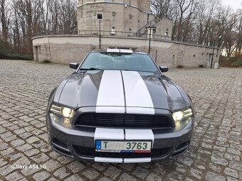 FORD MUSTANG 3.7 PREMIUM 2013 - 12