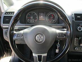 VW Touran 2,0TDI 103KW HIGHLINE PANO 7míst 06/2011 - 12