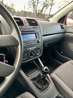 VW golf 5 1.9 TDI- 241 000km - 12