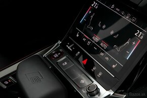 Audi e-tron Quattro S 370kW Panorama B&O HUD Noční vidění - 12