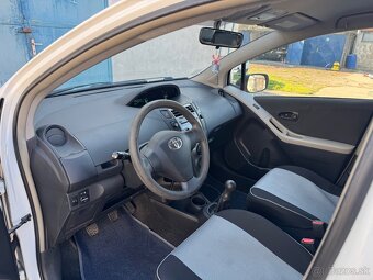 Toyota yaris 1.0 vvti - 12