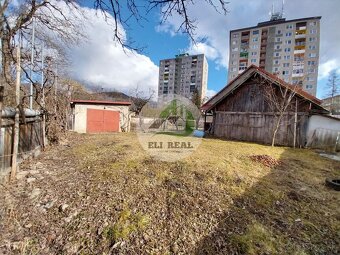 Na predaj rodinný dom s veľkou záhradou - Revúca / centrum D - 12