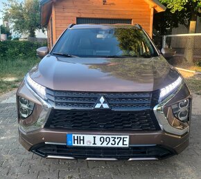 MITSUBISHI ECLIPSE CROSS 2,4i PHEV 12000km - 12