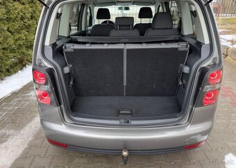 Volkswagen Touran 1,4 TSi pravid.servis ,7 míst benzín - 12