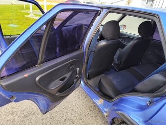 Citroen Saxo 1.1i , 2002 , - 12