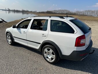 skoda octavia scout - 12