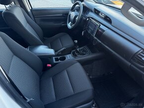 Toyota Hilux DC 2.4 I D-4D Live - 12