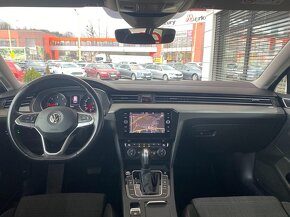 Volkswagen Passat Variant 2.0 TDi 140 kW DSG Business - 12