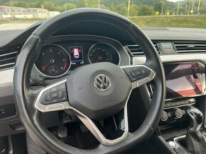 Volkswagen Passat B8 Variant Business 2.0 TDI Webasto (2020) - 12