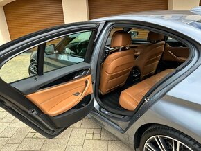 BMW 5 550i 340kw xDrive+M-Packet+Rok 2017+odpocet DPH - 12