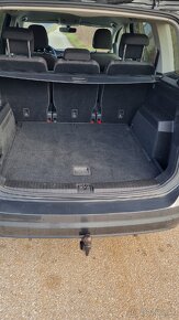 Volkswagen Touran 2.0 TDI DSG - 12