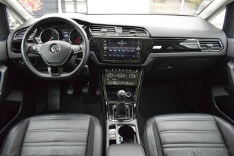 Volkswagen Touran 2,0 TDi,1.maj.,HIGHLINE,7-míst, - 12