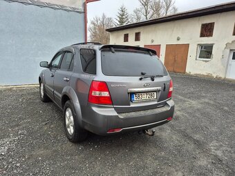 KIA Sorento 2.5 CRDI 125 KW - 4x4, redukce, 3,5 t tažné, AUT - 12