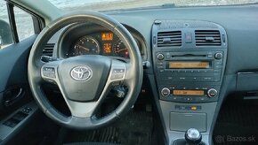 Toyota Avensis - 12