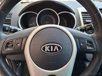 KIA VENGA 1.4 CRDi r.v. 2011 74020 km - 12