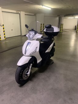 Piaggio Beverly 300 ie Sport - 12