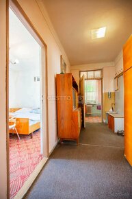 GESTTO | RODINNÝ DOM NA PREDAJ | 562m2 POZEMOK | CHTELNICA - 12