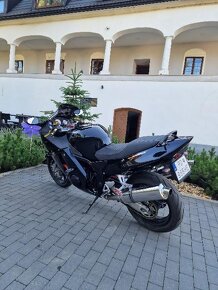 Honda cbr 1100xx blackbird - 12