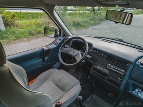 Predám VW Caravelle T4 2.4d syncro 57kw 4x4 - 12