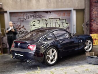 BMW Z4 M Coupe 1:18 Kyosho - 12