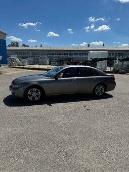 Predám vymením bmw 750li facelift - 12