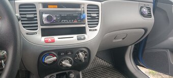 Kia Rio 1,4 - 12