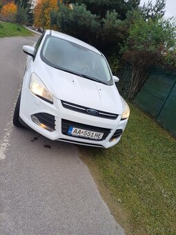 Ford Kuga 1.6  110 kw    ZLAVA  - 12