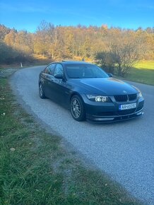 BMW e90 320D/AT - 12