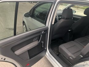 Volkswagen Touran 1.9 TDI 77KW - 12