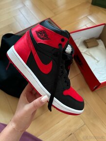 Nike Air Jordan 1 Retro High OG "Satin Bred" - 12