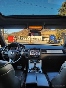 Volkswagen Touareg 3,0 TDI Panorama, Vzduchový podvozok - 12