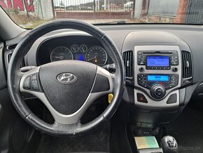 Hyundai i30 1.4i  (182tis.km) - 12